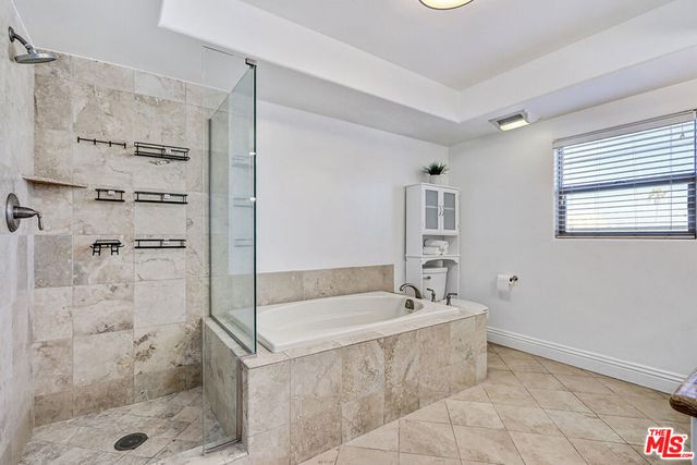 1520 S Shenandoah Street 304, Los Angeles, CA 90035