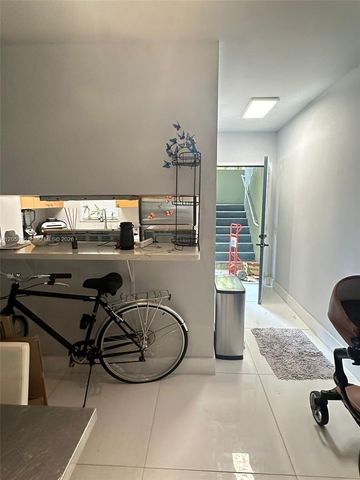 665 NE 83rd Ter 115, Miami, FL 33138