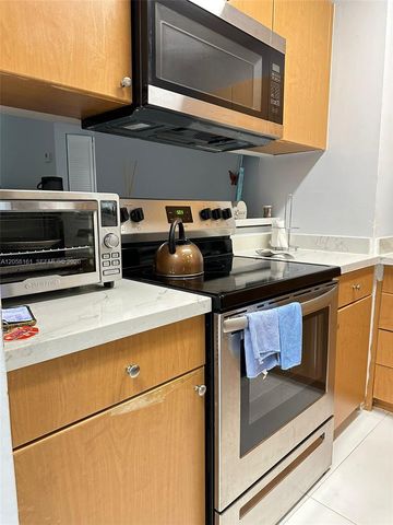 665 NE 83rd Ter 115, Miami, FL 33138
