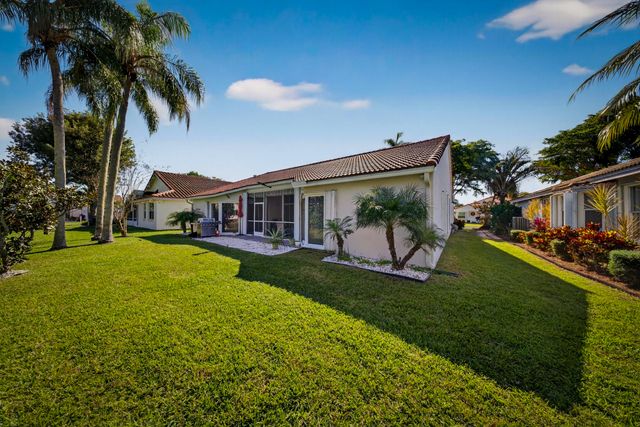 113 Egret, Greenacres, FL 33413