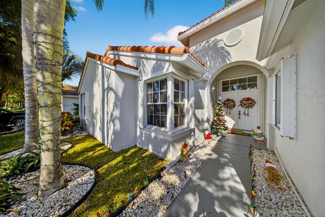 113 Egret, Greenacres, FL 33413