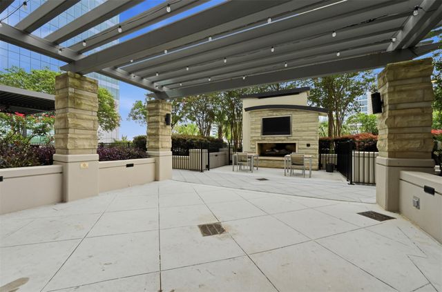360 Nueces ST 2706, Austin, TX 78701