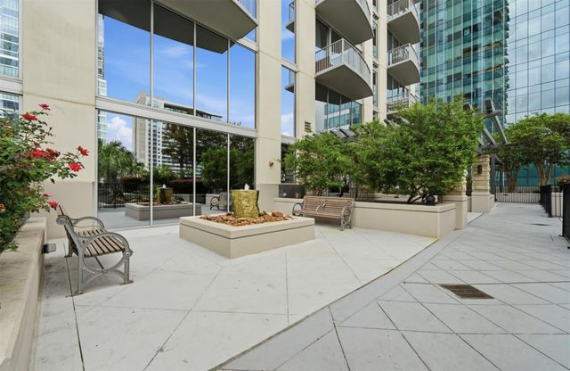 360 Nueces ST 2706, Austin, TX 78701