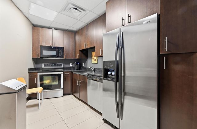 360 Nueces ST 2706, Austin, TX 78701