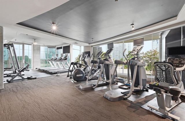 360 Nueces ST 2706, Austin, TX 78701