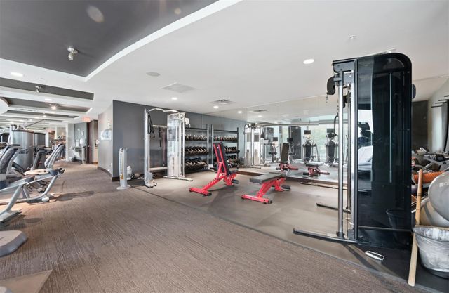 360 Nueces ST 2706, Austin, TX 78701