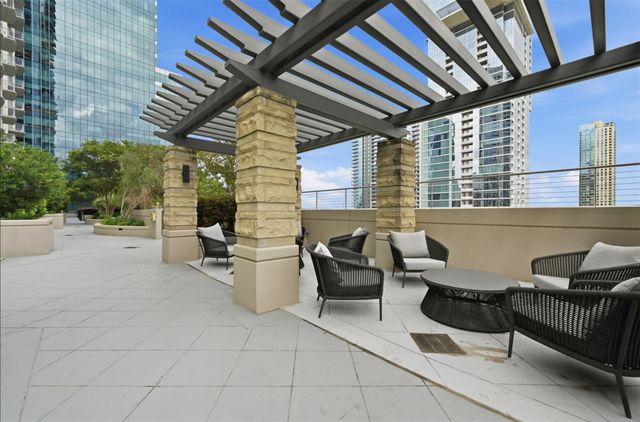 360 Nueces ST 2706, Austin, TX 78701