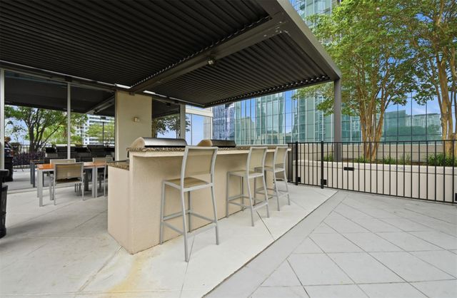 360 Nueces ST 2706, Austin, TX 78701