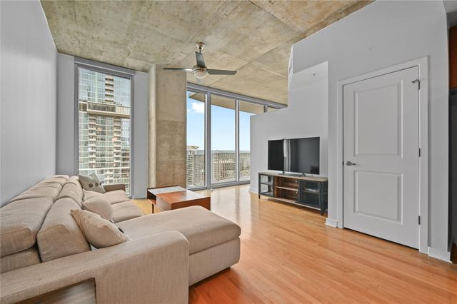 360 Nueces ST 2706, Austin, TX 78701