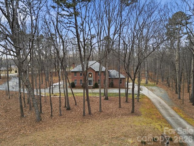 6700 Tree Hill Road, Matthews, NC 28104