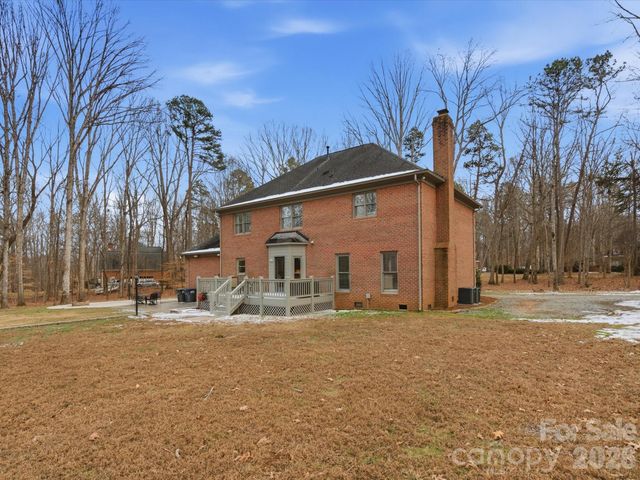 6700 Tree Hill Road, Matthews, NC 28104