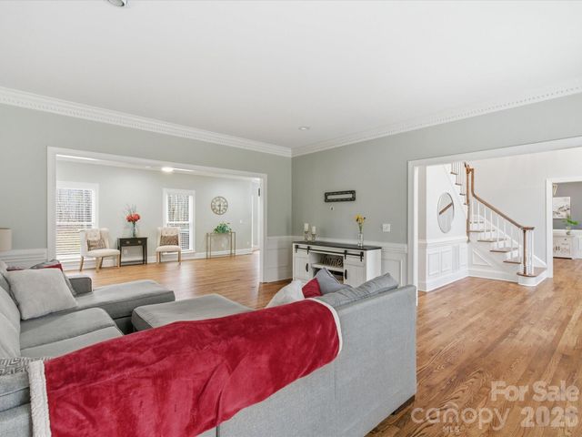 6700 Tree Hill Road, Matthews, NC 28104