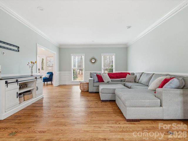 6700 Tree Hill Road, Matthews, NC 28104