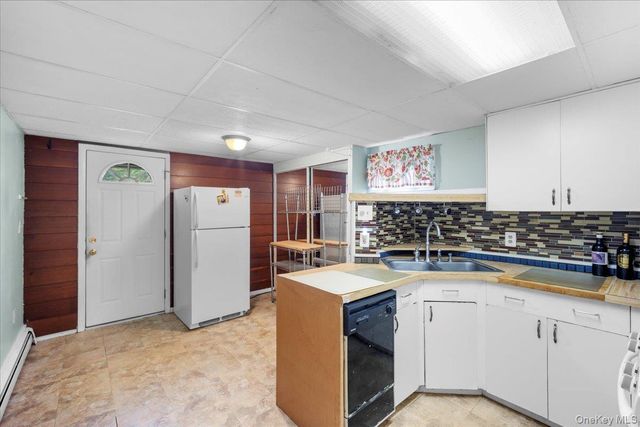 7 Hujay Terrace, Wappingers Falls, NY 12590