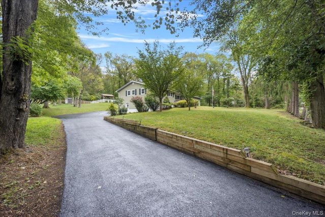 7 Hujay Terrace, Wappingers Falls, NY 12590