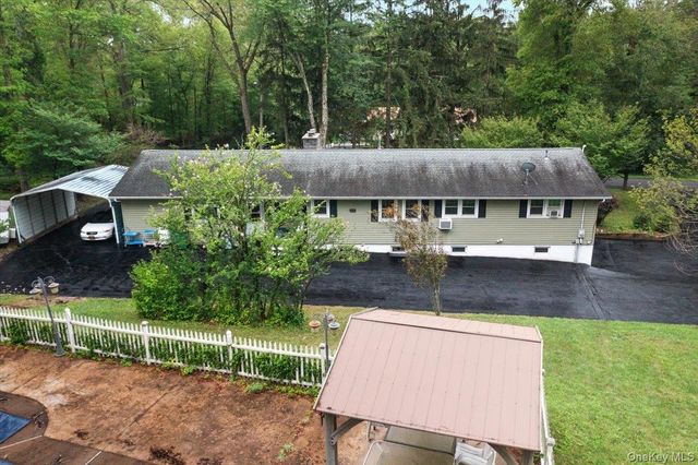 7 Hujay Terrace, Wappingers Falls, NY 12590