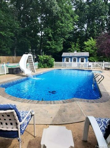 7 Hujay Terrace, Wappingers Falls, NY 12590