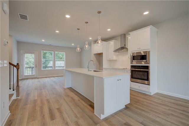 3006 Daybreak Lane, Newnan, GA 30265