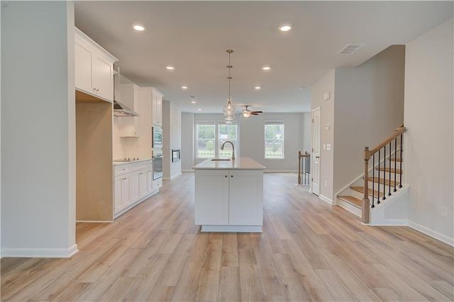3006 Daybreak Lane, Newnan, GA 30265