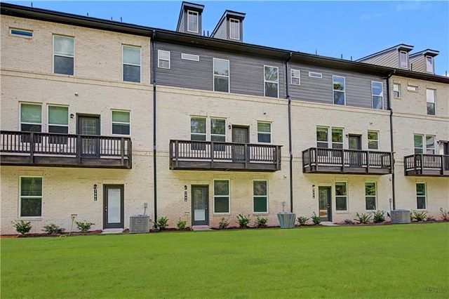 3006 Daybreak Lane, Newnan, GA 30265