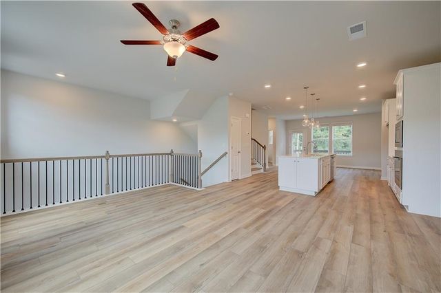 3006 Daybreak Lane, Newnan, GA 30265
