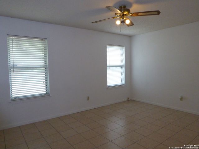 11002 Gaylord Dr, San Antonio, TX 78224