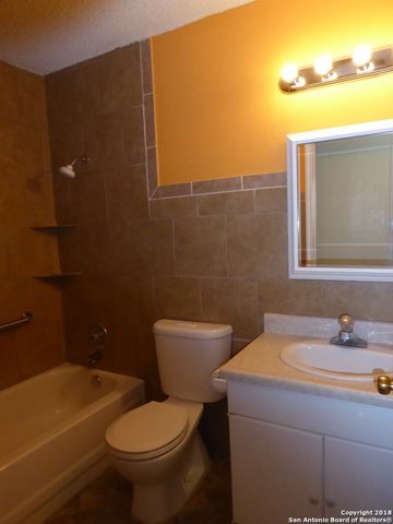 11002 Gaylord Dr, San Antonio, TX 78224