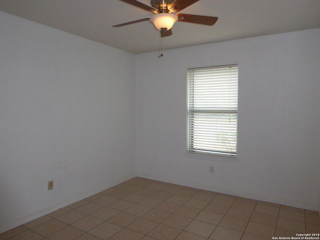 11002 Gaylord Dr, San Antonio, TX 78224