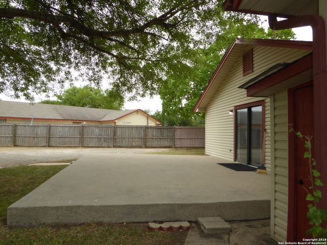 11002 Gaylord Dr, San Antonio, TX 78224