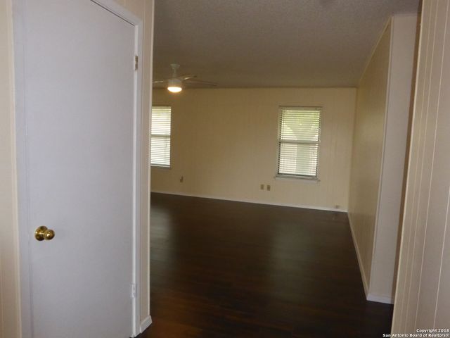11002 Gaylord Dr, San Antonio, TX 78224