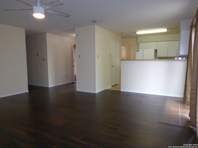 11002 Gaylord Dr, San Antonio, TX 78224