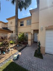 809 NW 170th Terrace 26, Pembroke Pines, FL 33028