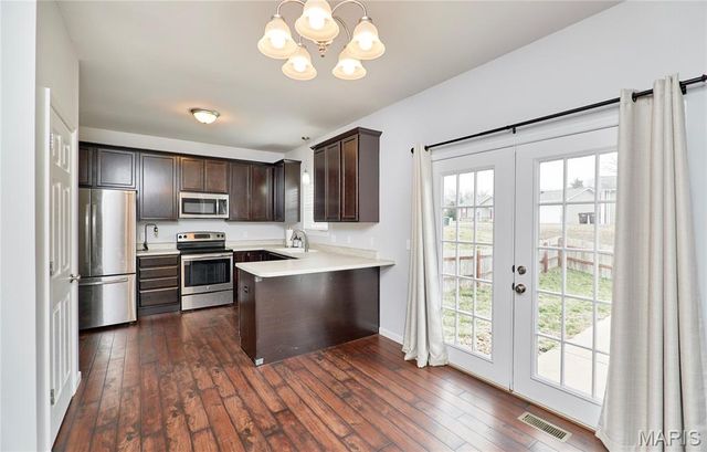 681 Creekwood Boulevard, Troy, MO 63379