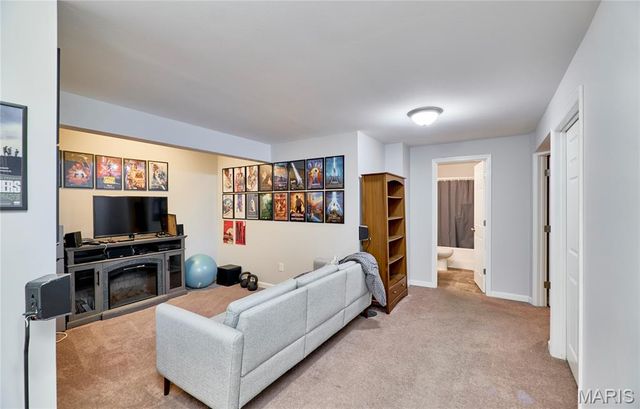 681 Creekwood Boulevard, Troy, MO 63379