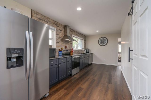 19511 Elder Road, Lebanon, MO 65536