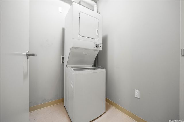 1837 Kalakaua Avenue 3102, Honolulu, HI 96815