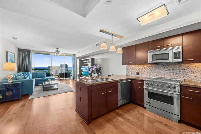 1837 Kalakaua Avenue 3102, Honolulu, HI 96815