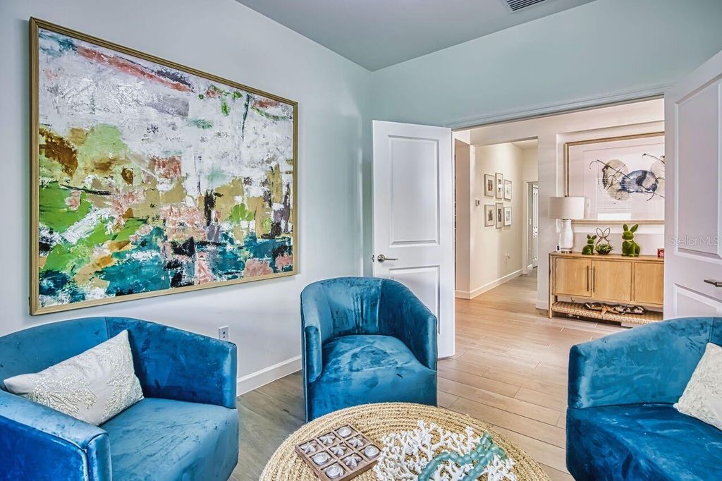 Image 11 of property listing at 10903 TIMBER CREEK DRIVE, Fort Myers, FL 33913