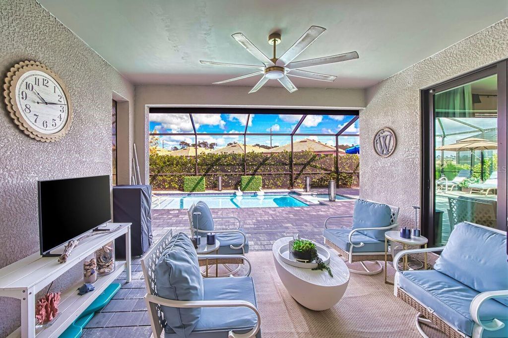 Image 20 of property listing at 10903 TIMBER CREEK DRIVE, Fort Myers, FL 33913