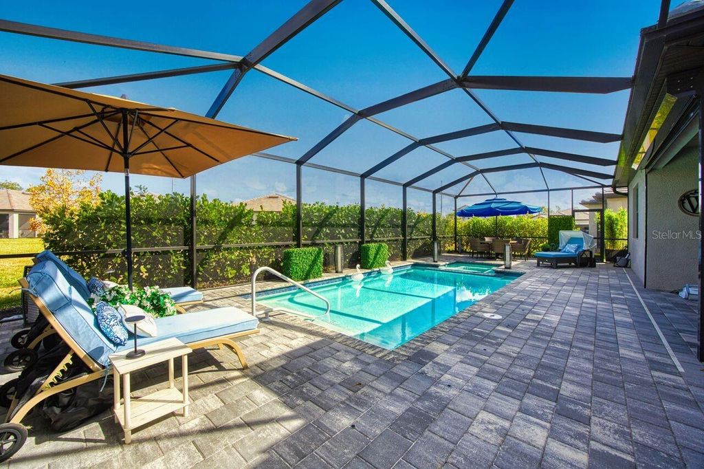 Image 22 of property listing at 10903 TIMBER CREEK DRIVE, Fort Myers, FL 33913