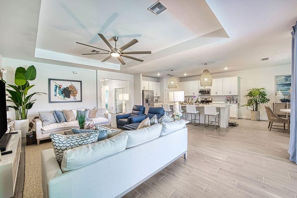 Image 26 of property listing at 10903 TIMBER CREEK DRIVE, Fort Myers, FL 33913