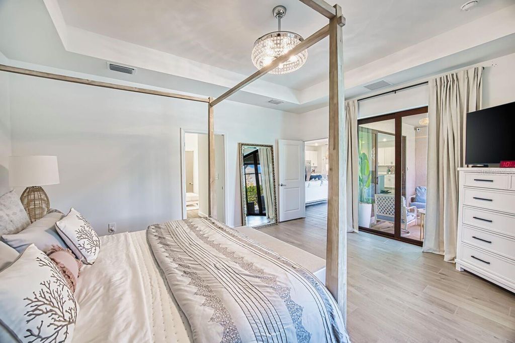 Image 28 of property listing at 10903 TIMBER CREEK DRIVE, Fort Myers, FL 33913