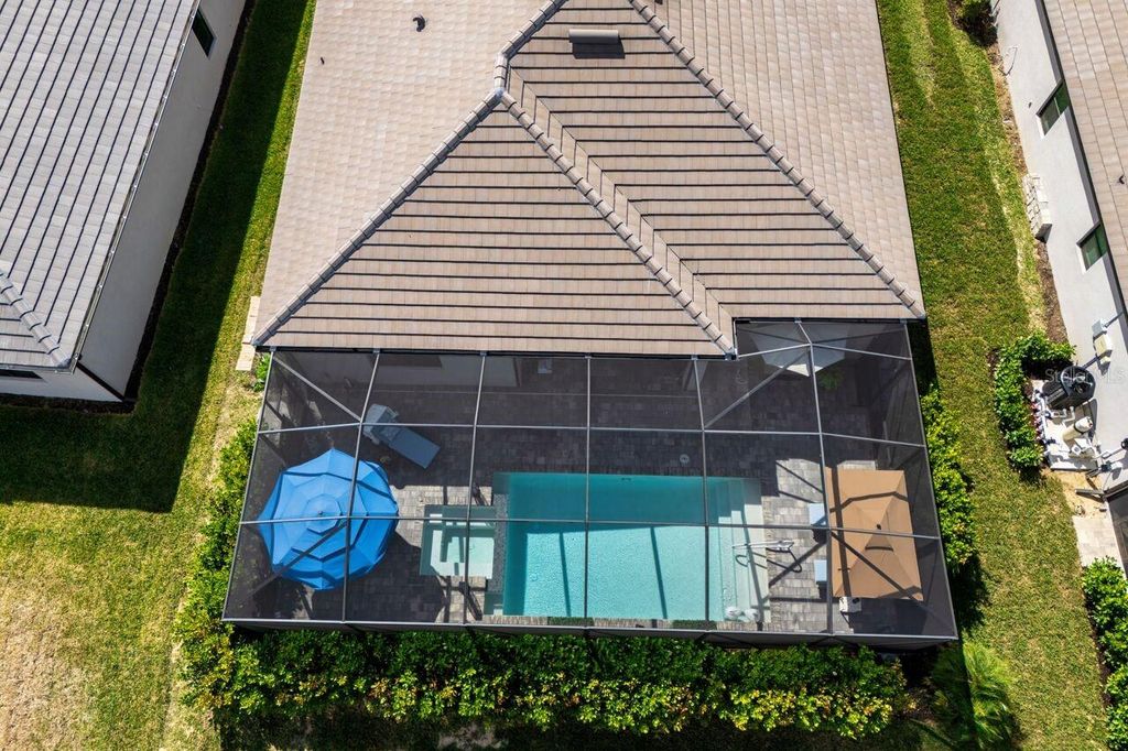 Image 4 of property listing at 10903 TIMBER CREEK DRIVE, Fort Myers, FL 33913