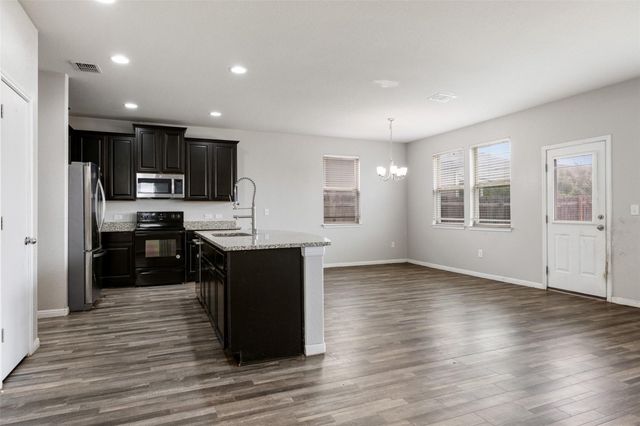 124 Guemal RD, Buda, TX 78610