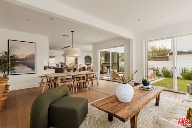 8024 Stewart Avenue, Los Angeles, CA 90045