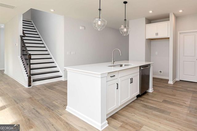 136 Chattahoochee Circle, Locust Grove, GA 30248