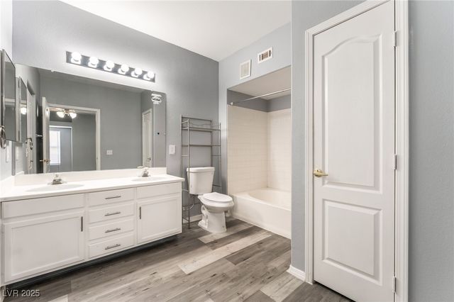 3609 Pintadas Street 202, Las Vegas, NV 89108