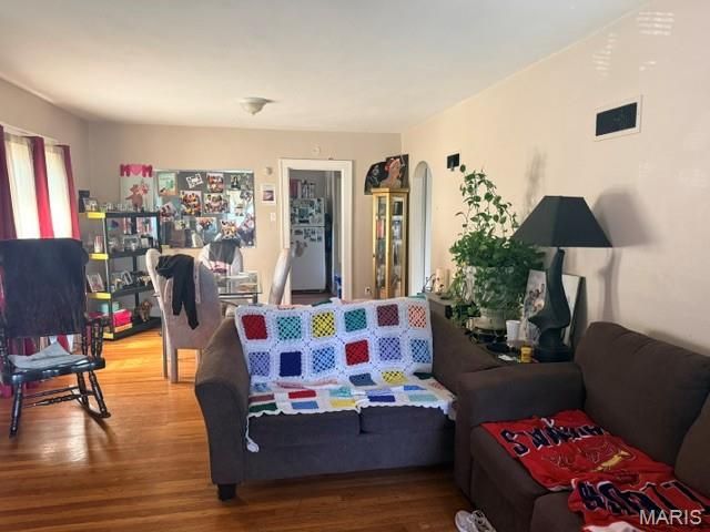7040 Lena Avenue, St Louis, MO 63136