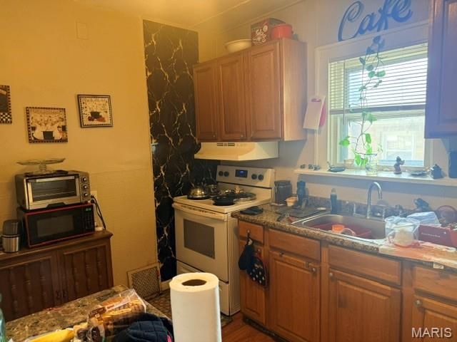 7040 Lena Avenue, St Louis, MO 63136