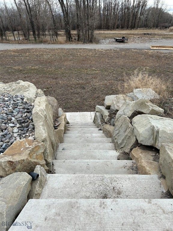 2444 W Cameron Bridge Road, Bozeman, MT 59718 photo 11